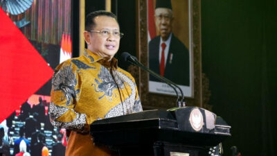 PHK, Paradoks Pertumbuhan ekonomi dan Kekuatan Konsumsi Masyarakat                                                    PHK, Paradoks Pertumbuhan ekonomi dan Kekuatan Konsumsi Masyarakat