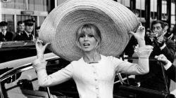 Aktris Legendaris Brigitte Bardot Wafat di Usia 91 Tahun