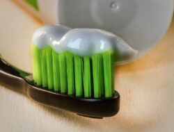 Sikat Gigi usai Sarapan Pagi Berbahaya, Ada Apa?